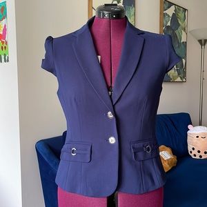 Short sleeve blazer